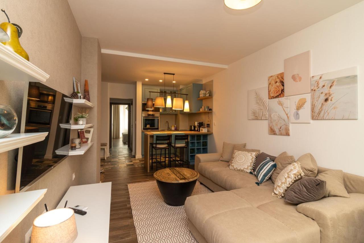Central Sofia Condo Bagian luar foto
